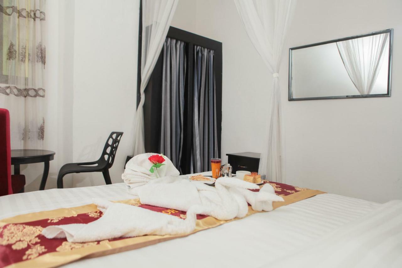 Hotel Kangaroo Бужумбура Екстер'єр фото